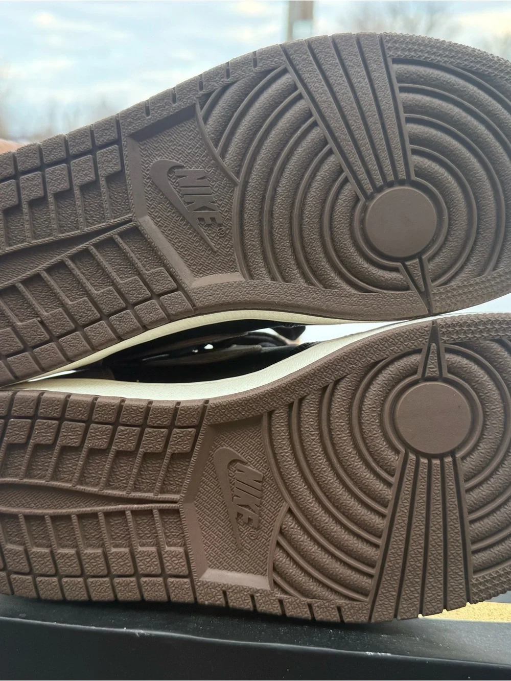 Nike Air Jordan 1 OG - PALOMINO
